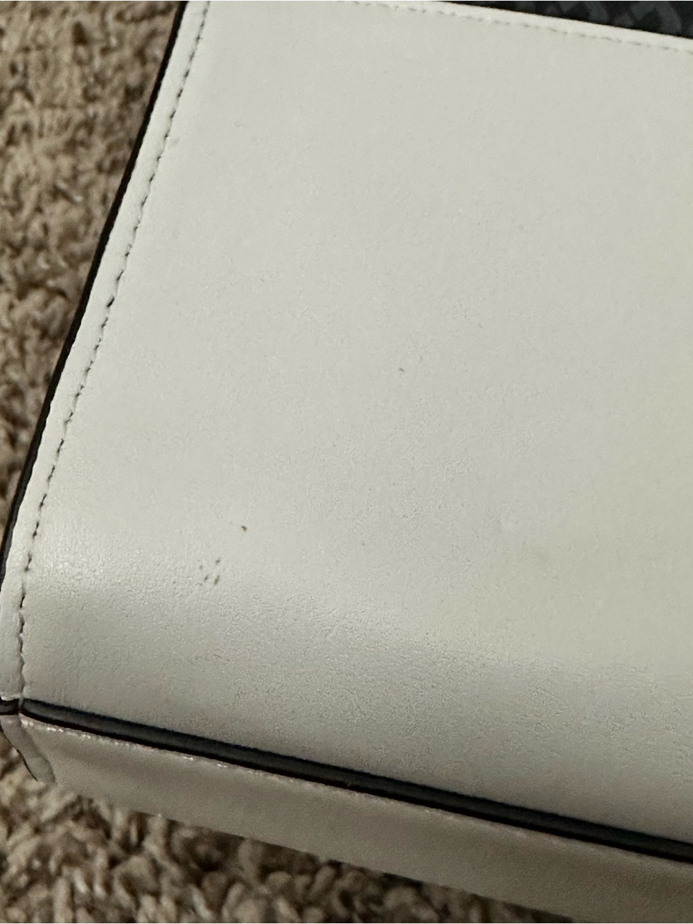 Diane Von Furstenberg White Croc-Embossed Chain Crossbody with Gold Hardware - Picture 5 of 6